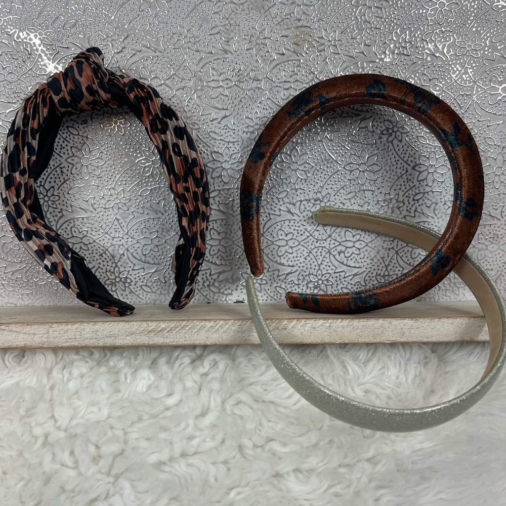 Headbands Set Of Three EUC